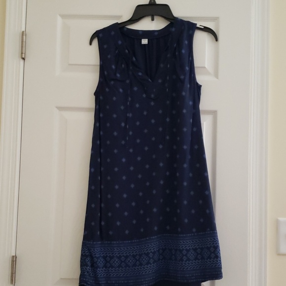 Sleeveless patterened navy shift dress. - Picture 1 of 3
